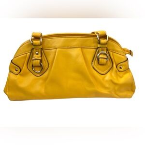 Yellow Purse Han